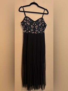 Flirty Floral Sequin Dress w/ Pleated Sheer Tulle Bottom, HS Dance Vibes